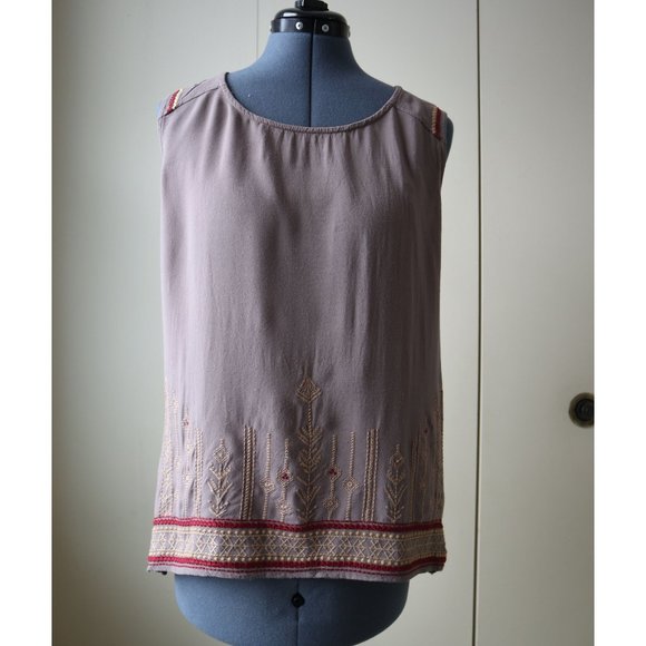 Irene's Story Sleeveless Blouse with Embroidery - Picture 1 of 10
